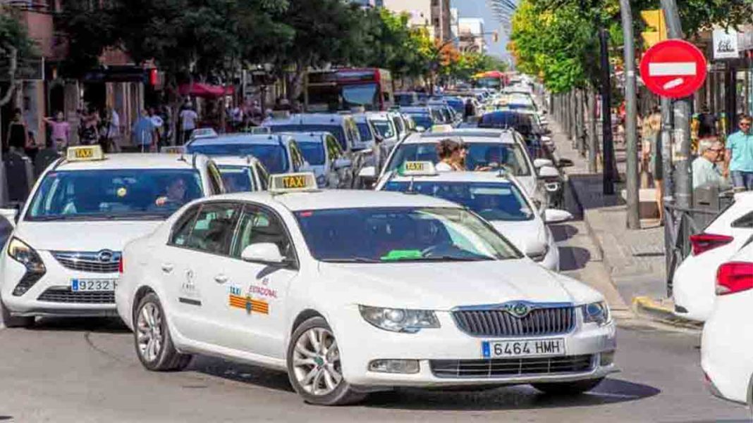 Movilizaciones de los taxistas de Ibiza contra Uber