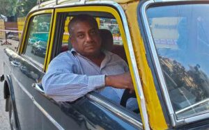 Mumbai (India), saca definitivamente sus antiguos taxis Padmini de las calles