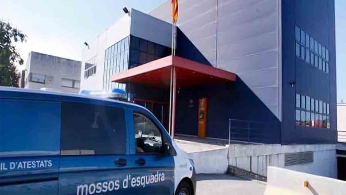 Ingresa en prisión un hombre por asaltar a dos taxistas en Girona