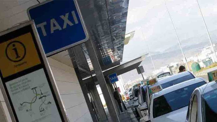 La Comunidad de Madrid pondrá un servicio de taxis a demanda en Sierra Norte