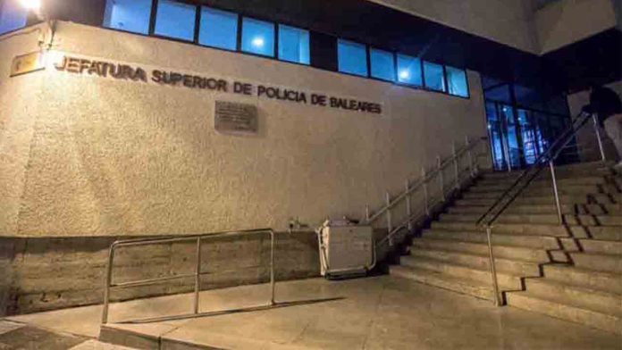 Condenado a dos años y medio de cárcel por robar en dos taxis en Palma