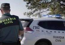 Detienen al presunto ladrón de un taxi de Burguillos Un joven atraca, agrede y causa daños en el coche de un taxista de Granada