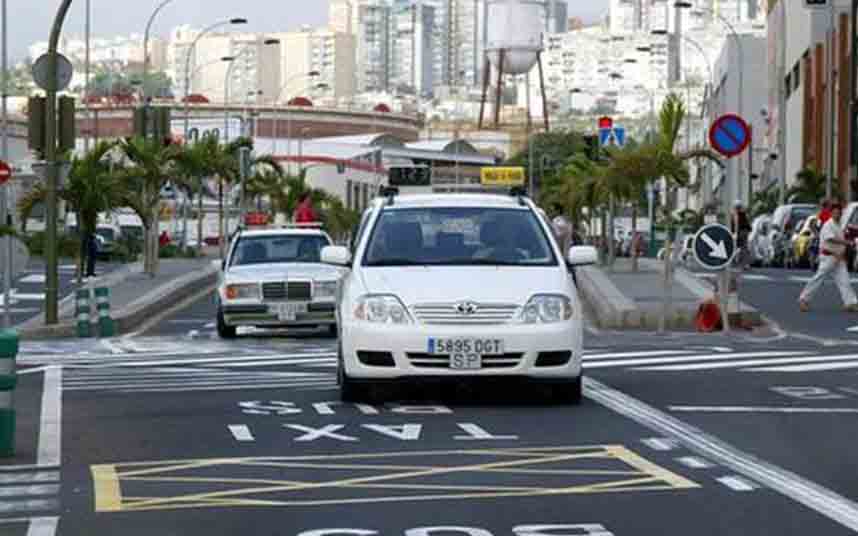 Élite Taxi Tenerife no acudirá a la mesa del taxi convocada por Tele Taxi