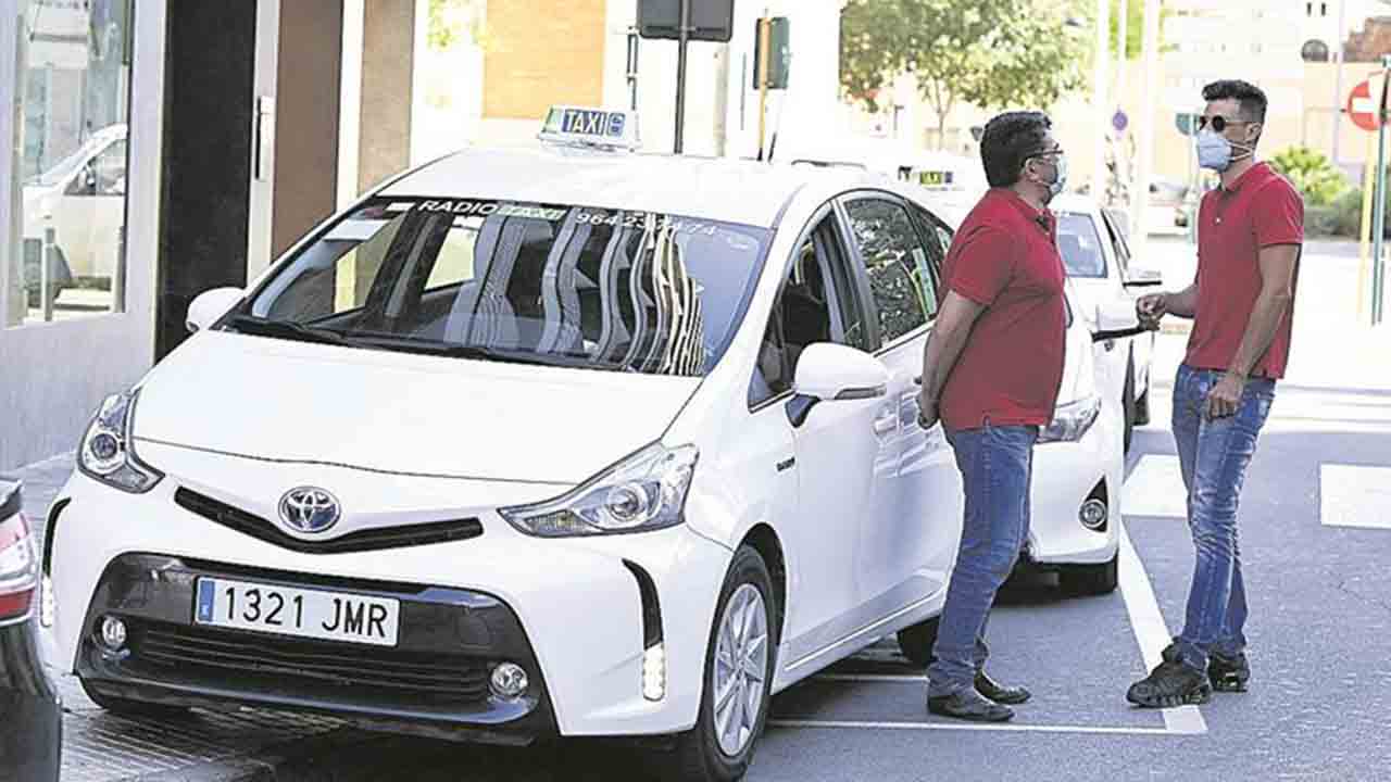 El taxi de Castellón pierde el 80% de facturación por la pandemia