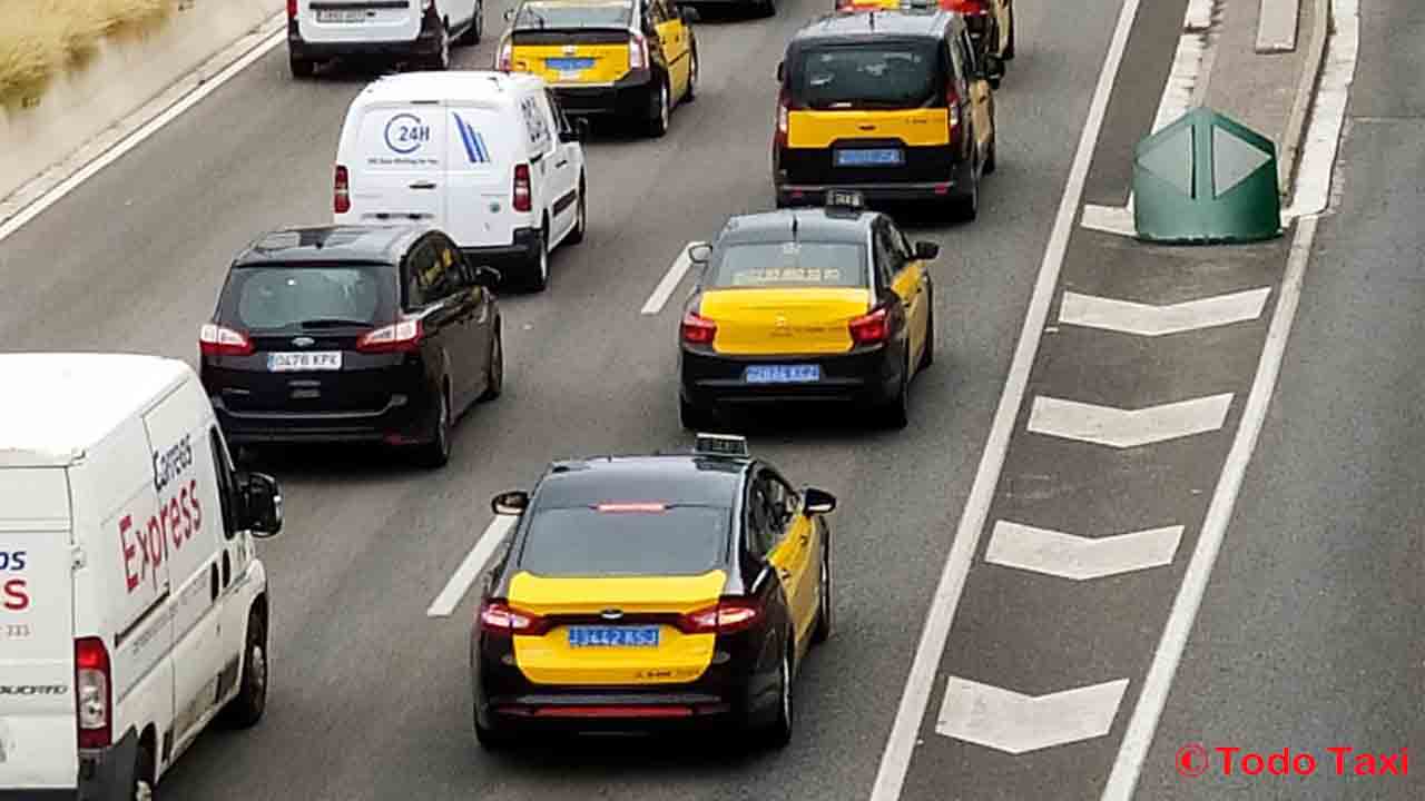 El taxi de Barcelona insta al IMET a cumplir sus obligadas funciones de regulación