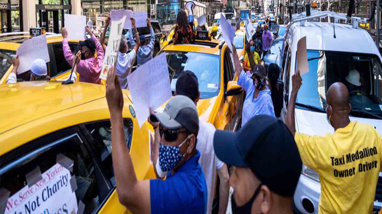 Protesta de los taxistas de Nueva York para exigir condonación de parte de la deuda