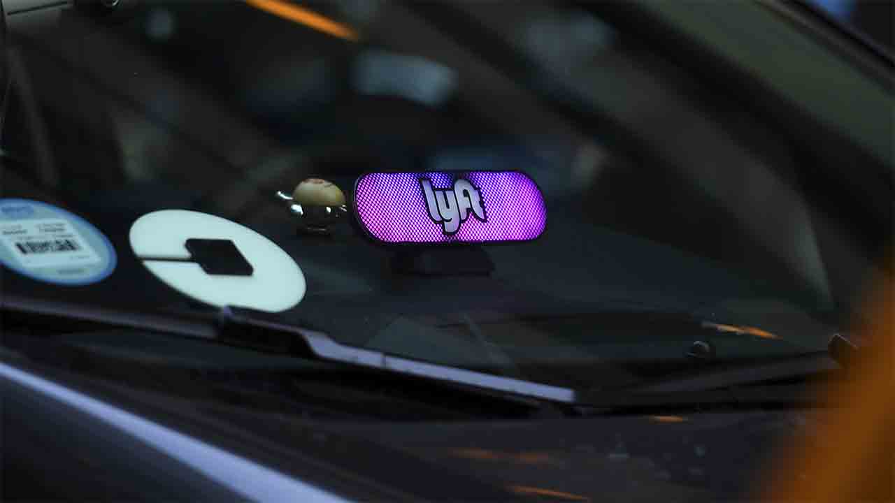Uber y Lyft consiguen un aplazamiento en California hasta el dÃ­a 25, para cumplir la sentencia