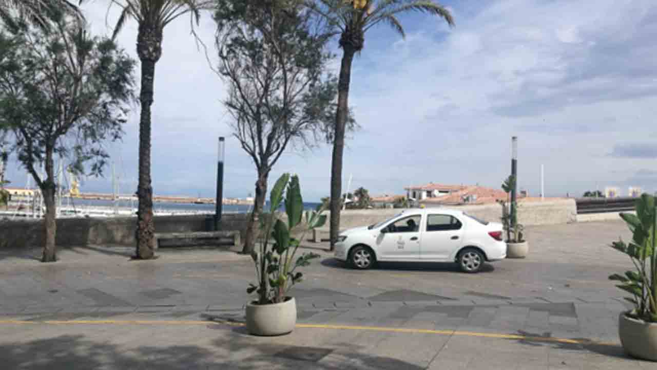 Asalariados del taxi de Ceuta preparan una huelga por la actual crisis del sector