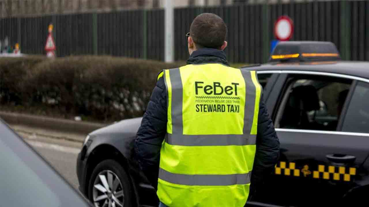 Comienza el juicio de apelación de los taxistas belgas contra Uber