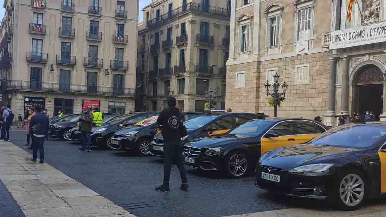 Esta semana comenzará el control activo a las VTC en las calles de Barcelona
