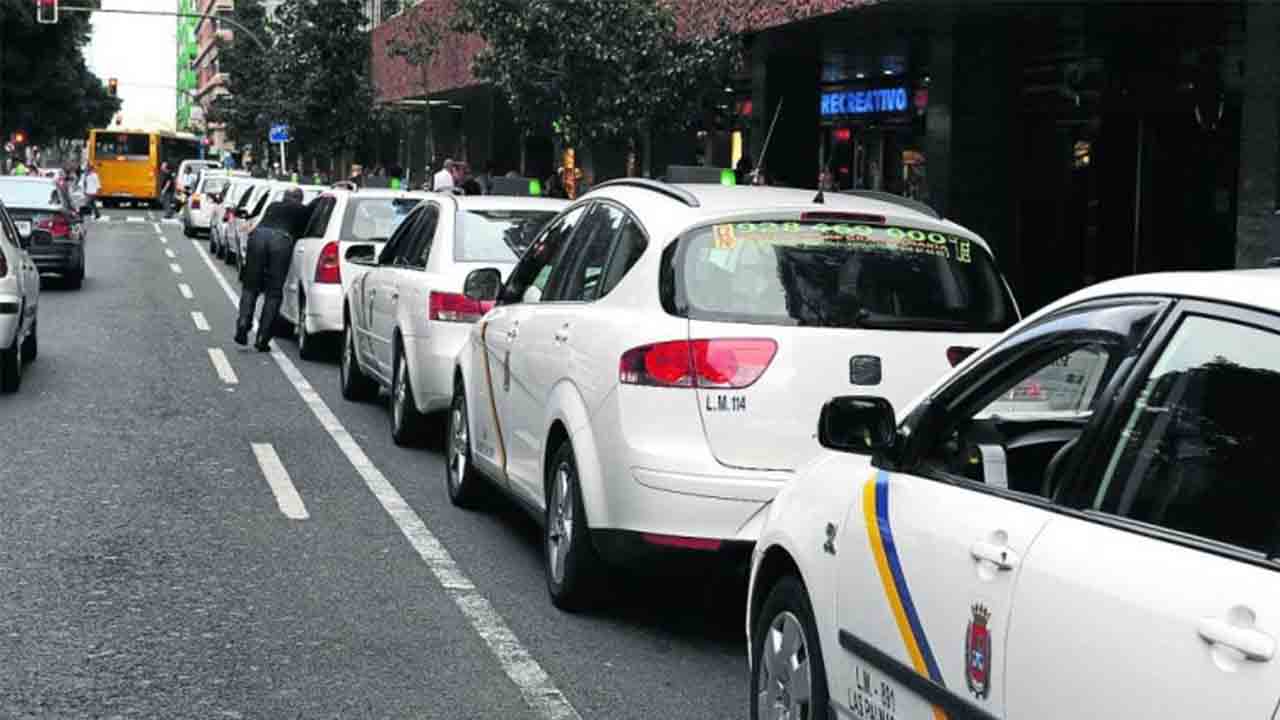 El Ayuntamiento de Las Palmas evaluará la suspensión cautelar de los turnos del taxi