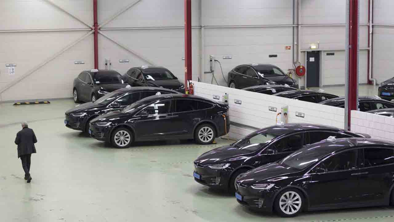 Los taxis Tesla de Ámsterdam demandan al fabricante por 1,3 millones de euros