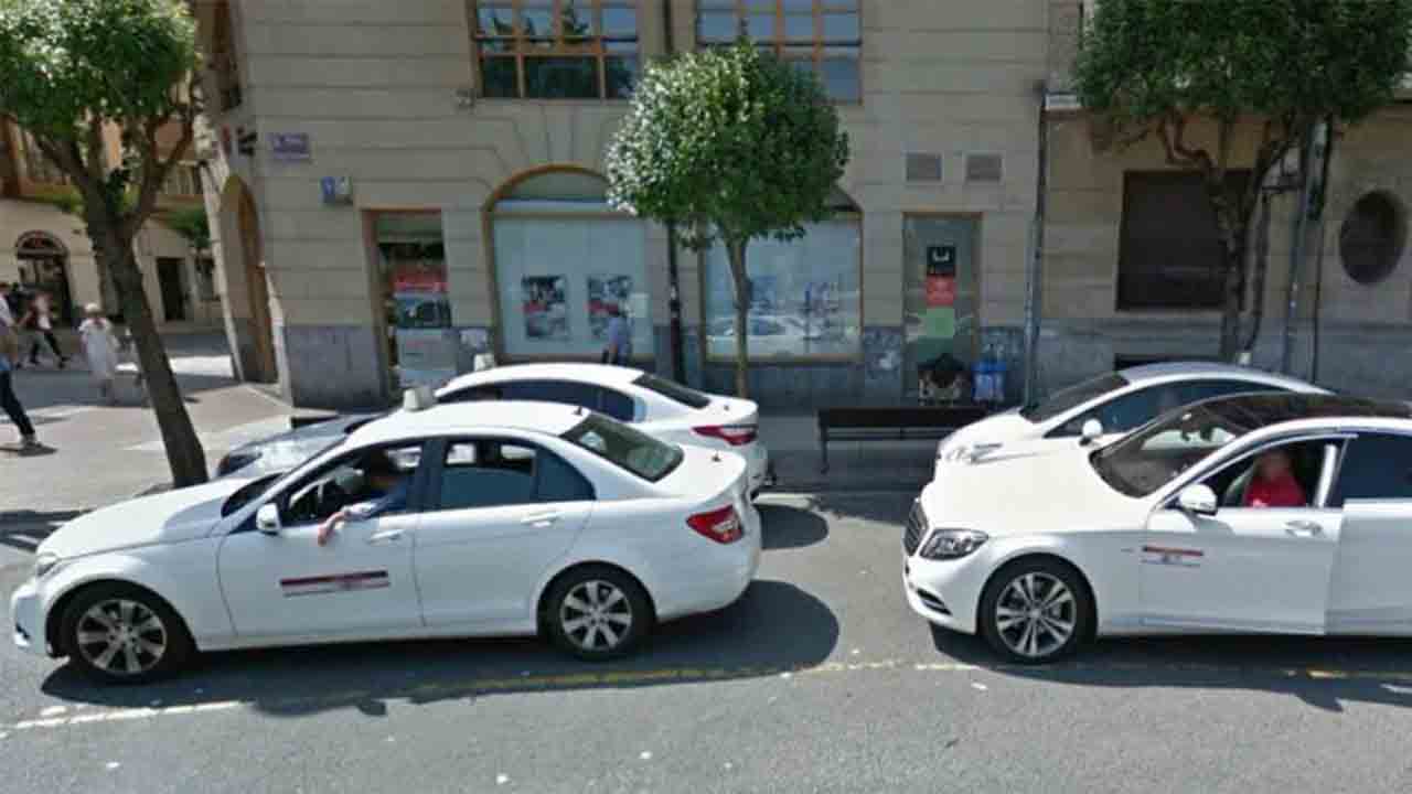 Los taxistas de Logroño dan un ultimátum: Estamos abandonados por la administración