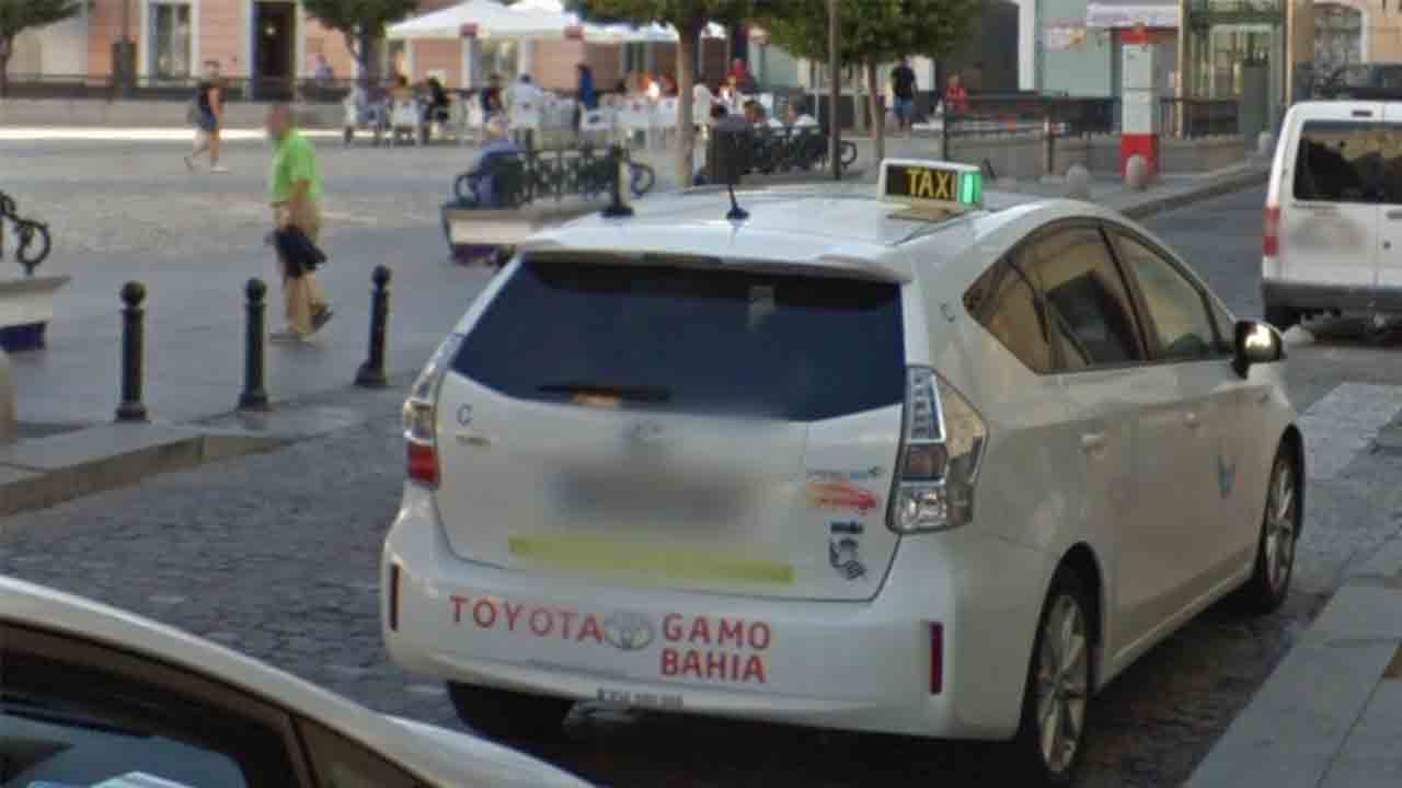 Planteamientos para mejorar el servicio de taxi en Cádiz