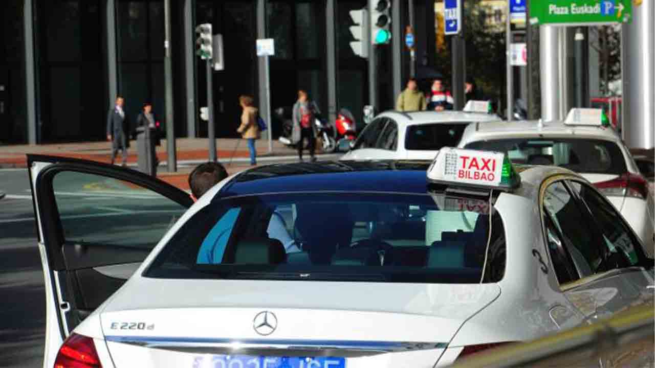El Tribunal Vasco ha anulado parte del decreto que restringe la actividad de Uber