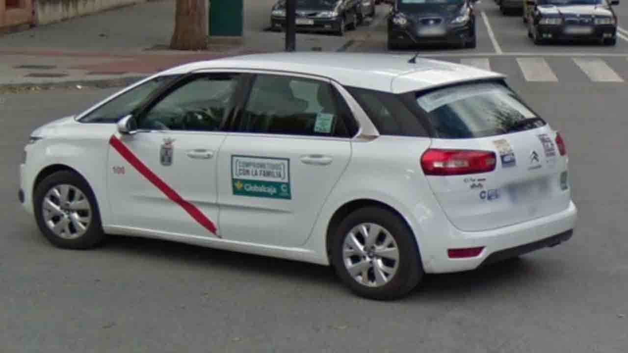 Albacete cambia la parada de taxi del centro por dos nuevas ubicaciones