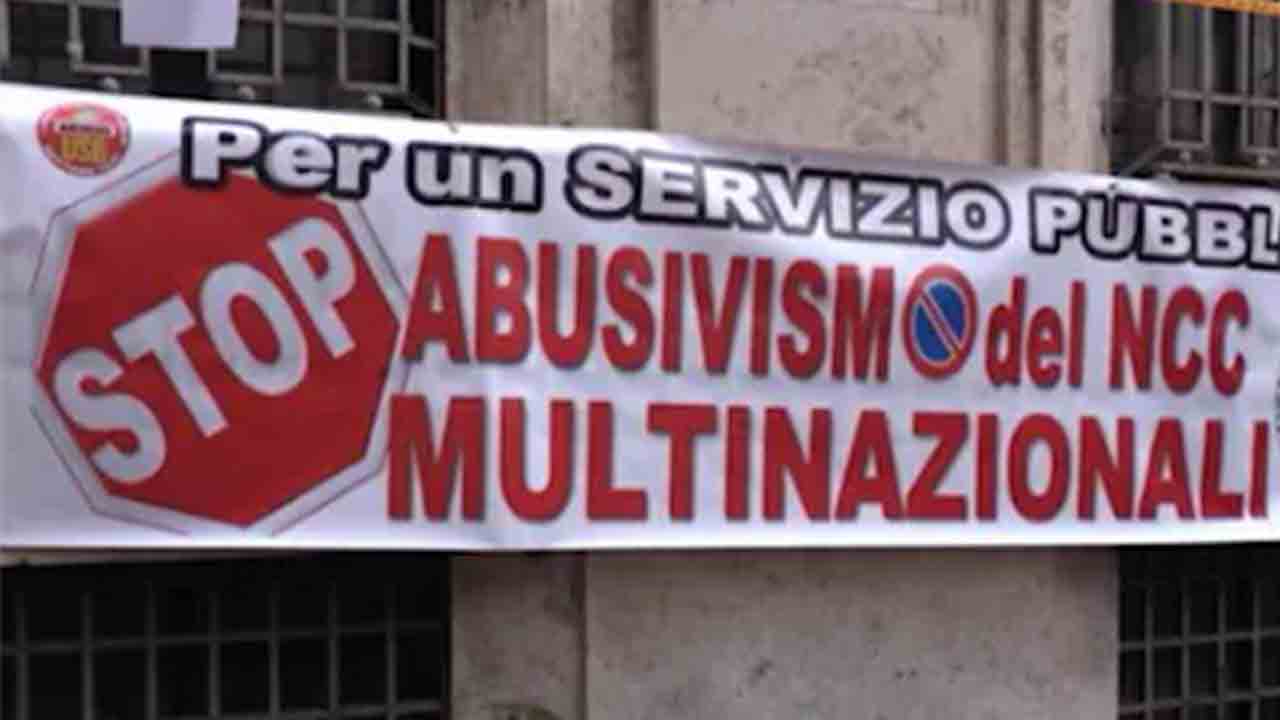 Protesta de los taxistas en Roma contra las plataformas ilegales