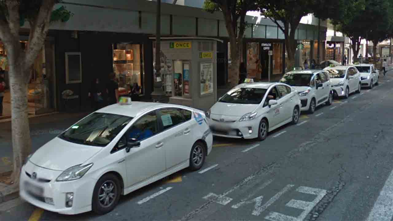 València incorpora 300 taxis más a la flota los días laborables