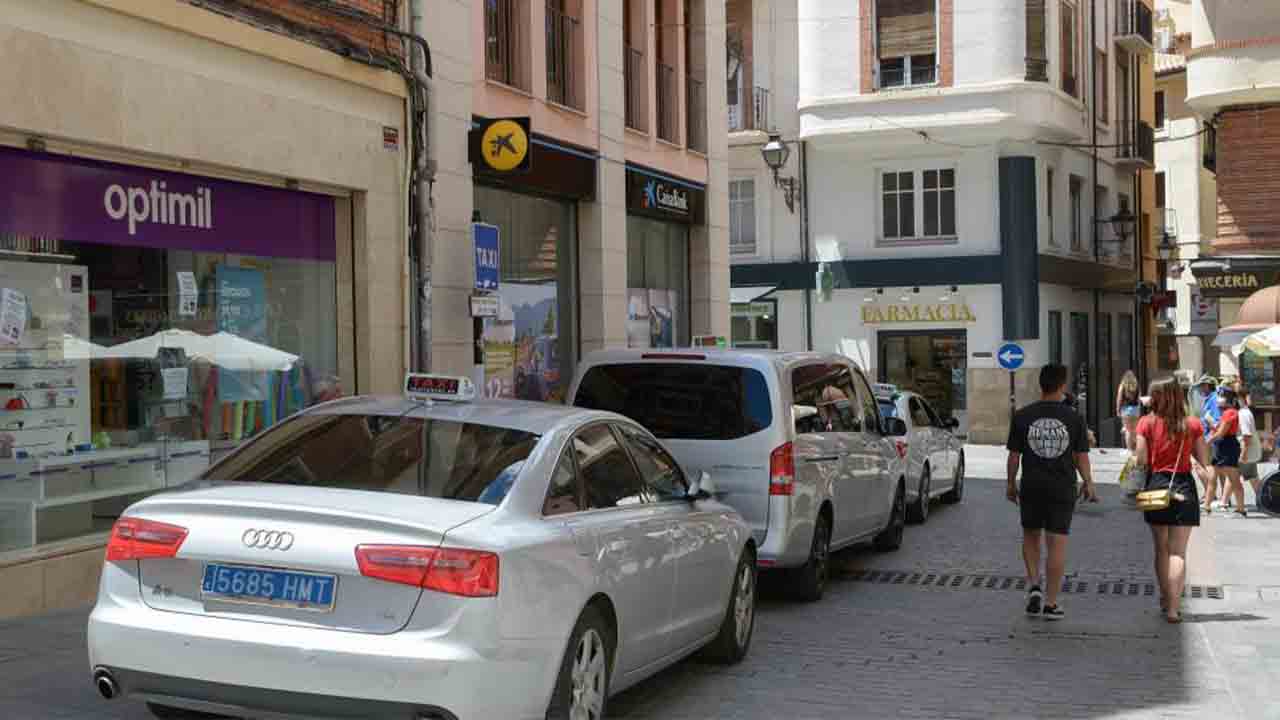El Ayuntamiento de Teruel convoca pruebas para obtener el permiso de taxi