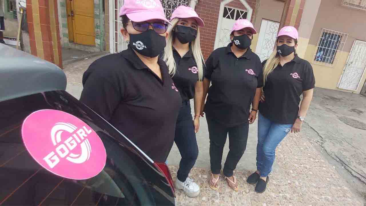 Ya son 50 conductoras las que ofrecen taxi solo para mujeres en Guayaquil
