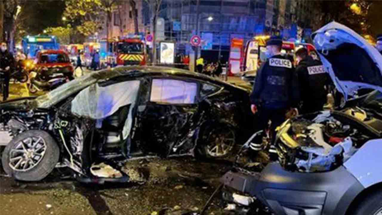 La compaÃ±Ã­a de Taxis de Paris G7, aparta de su flota los Tesla 3 tras un grave accidente