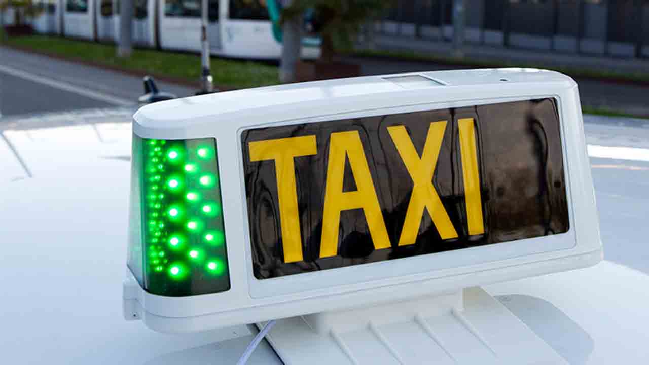 Cantavieja habilita un servicio de taxi a demanda