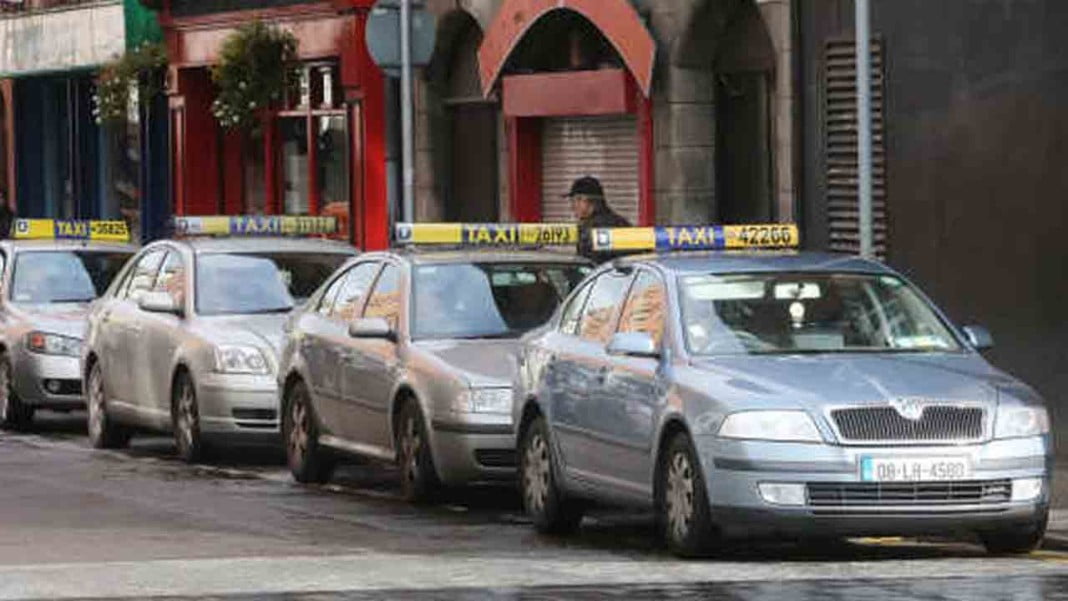 Irlanda concede ayudas de hasta 25.000 euros para los taxis eléctricos