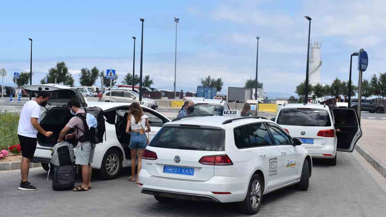 Formentera convoca los exámenes para obtener la acreditación de taxista