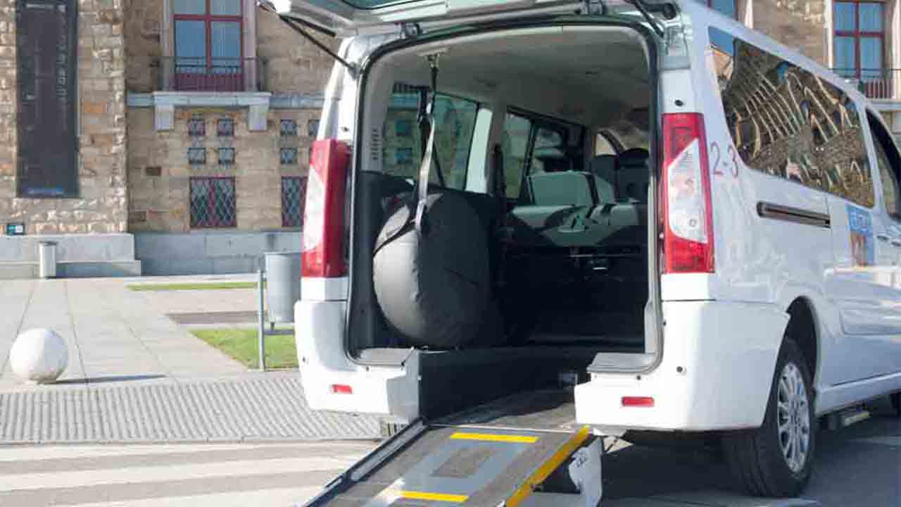 Taxi gratuito para los mayores con movilidad reducida en Herencia (Ciudad Real)