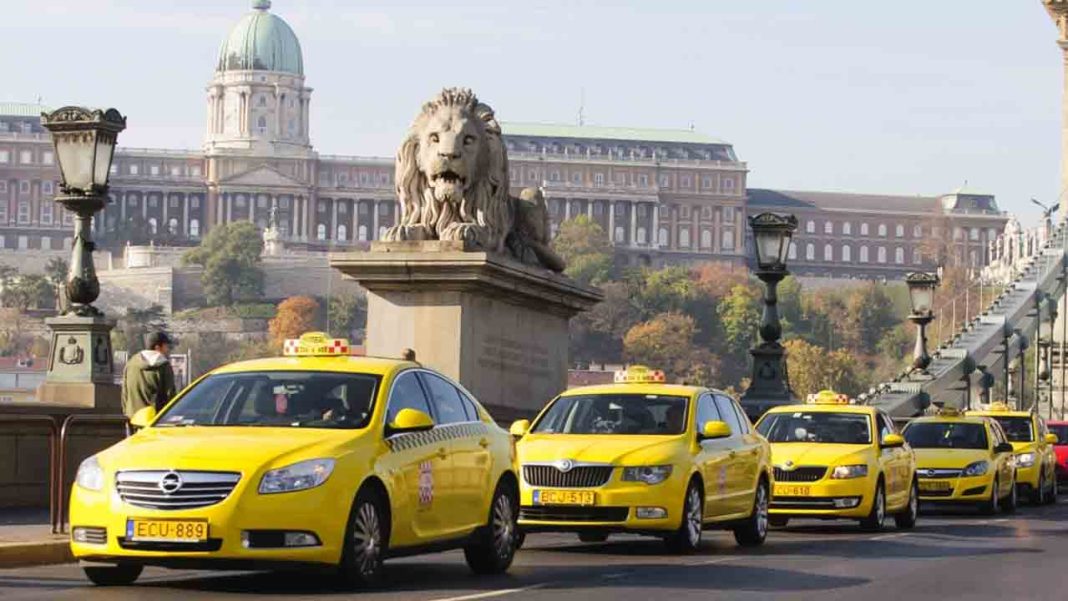 El taxi de Budapest aumenta las tarifas, congeladas desde 2018