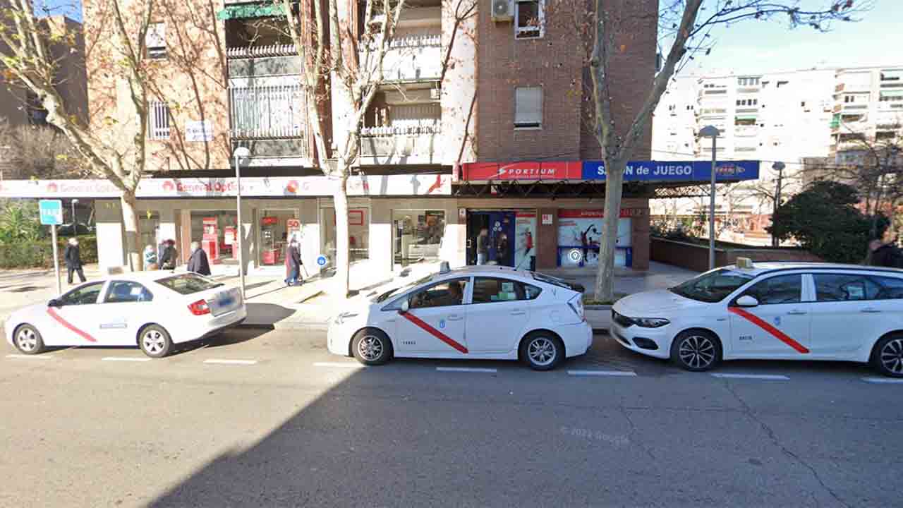 Paradas de taxi en el Distrito Moratalaz de Madrid - Distrito 14