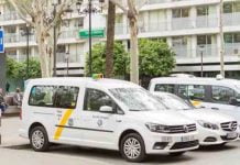 Los taxistas sevillanos proponen subida de tarifas para el 2023