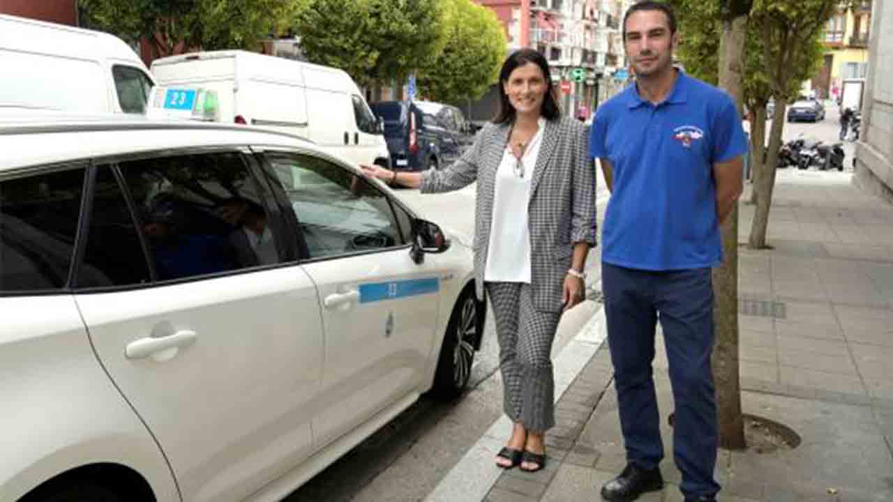 Santander concede un bono taxi para los mayores de 70 años