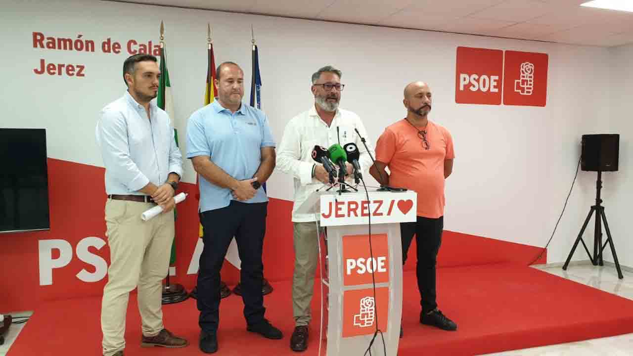El PSOE de Jerez contra la regulación de los VTC que propone la Junta de Andalucía
