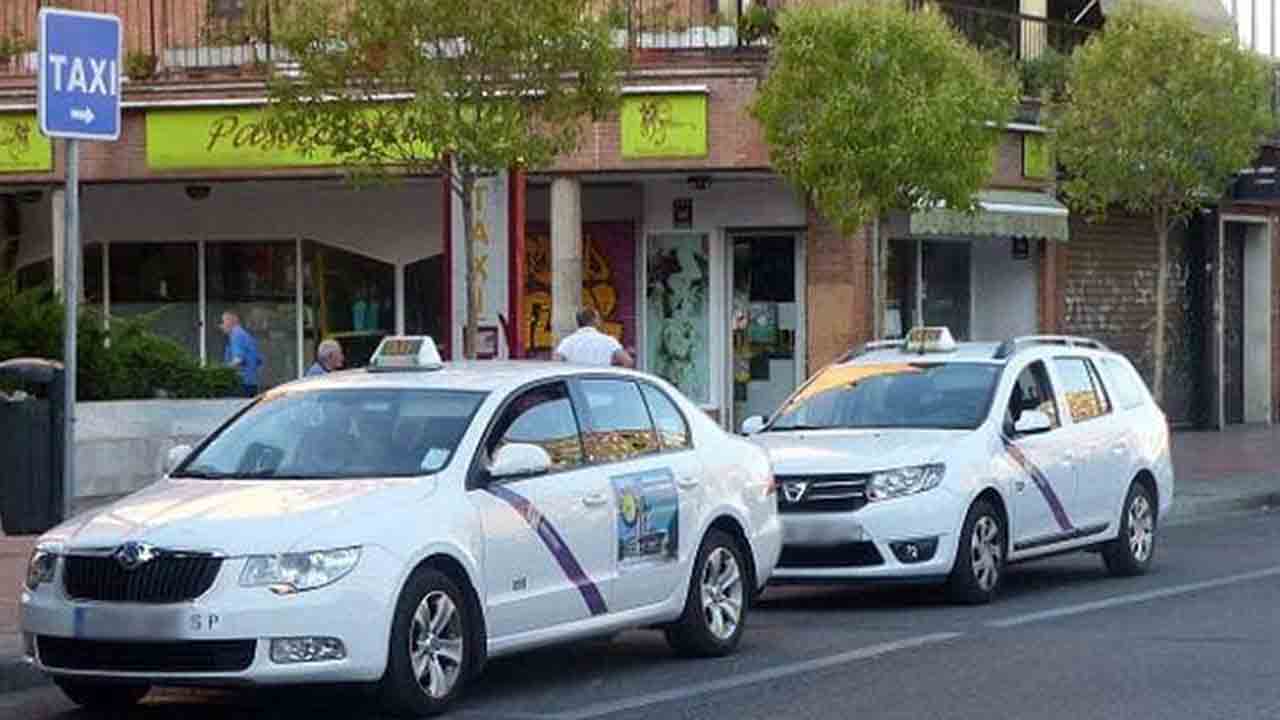 Aprobada la nueva Ordenanza del Taxi de Alcalá de Henares