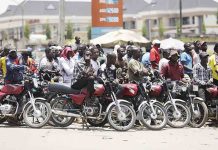 El gobierno de Nigeria prohíbe los moto taxi en Lagos El gobierno de Nigeria prohíbe los moto taxi en Lagos