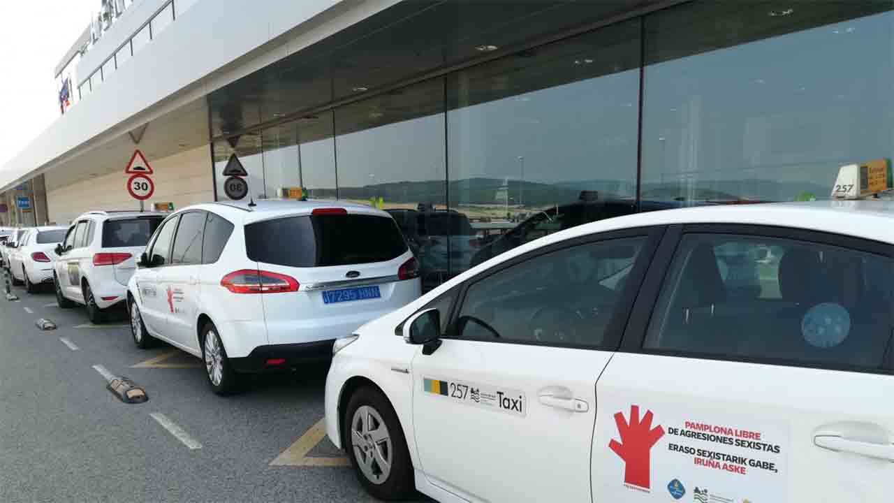 La Comarca de Pamplona implementa medidas para hacer el taxi más eficiente