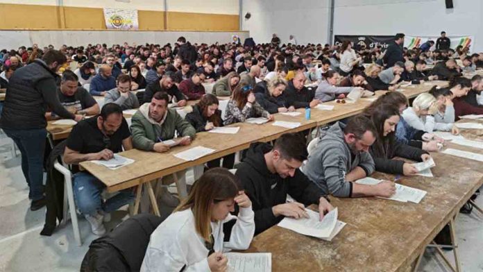479 personas aprueban la acreditación de taxista en Sant Josep