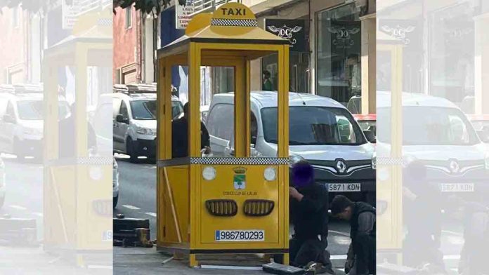 Los taxistas de Lalín estrenan cabinas en la paradas