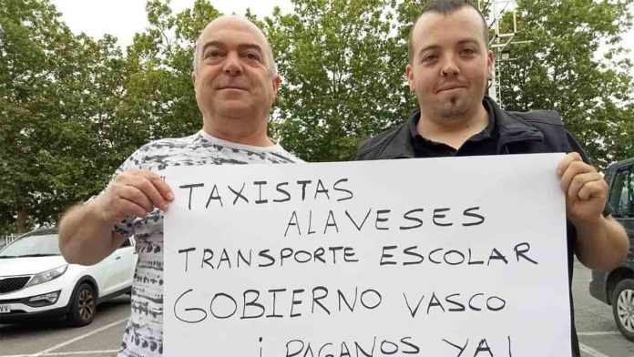 El Gobierno Vasco debe 20.000 euros a dos taxistas en transportes escolares