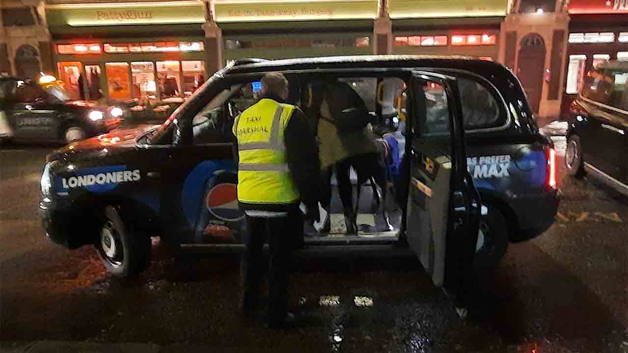 London Taxi PR y lanza la Iniciativa de Seguridad de las Mujeres