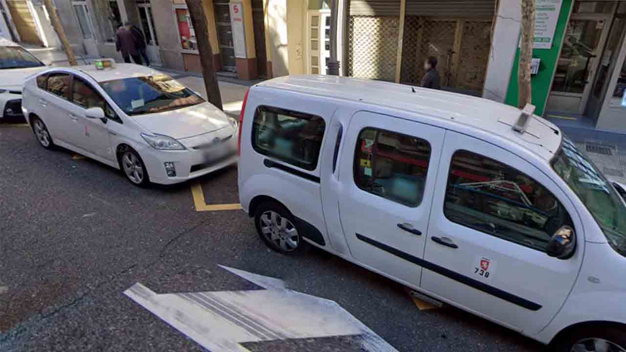 Tres taxistas de Zaragoza estafados por una mujer de Logroño