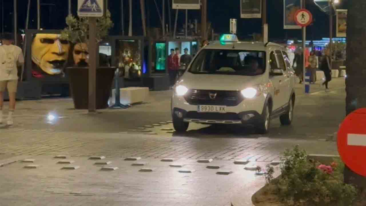 Detenidos por robar el bolso a una chica en Palma, tras ser sorprendidos por un taxista