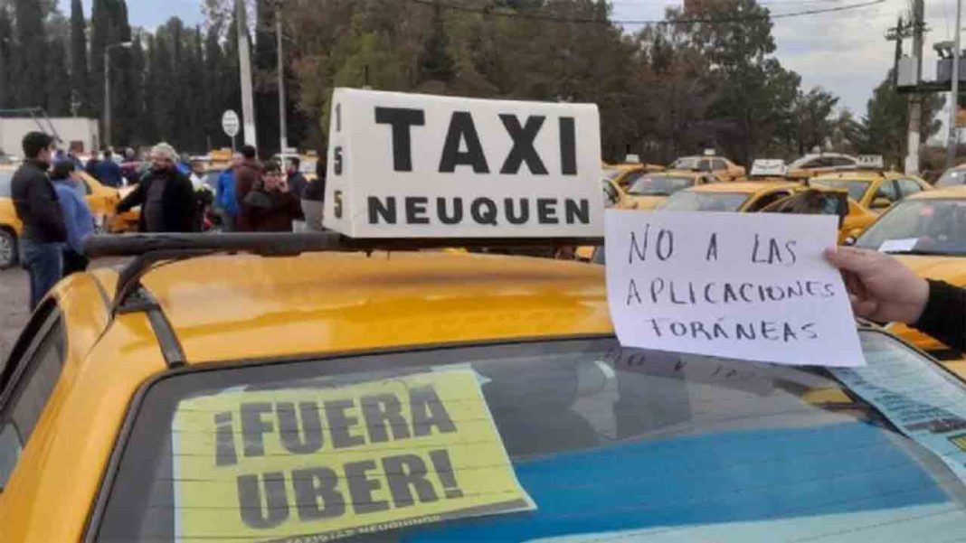 Protesta de los taxistas de Neuquén contra Uber
