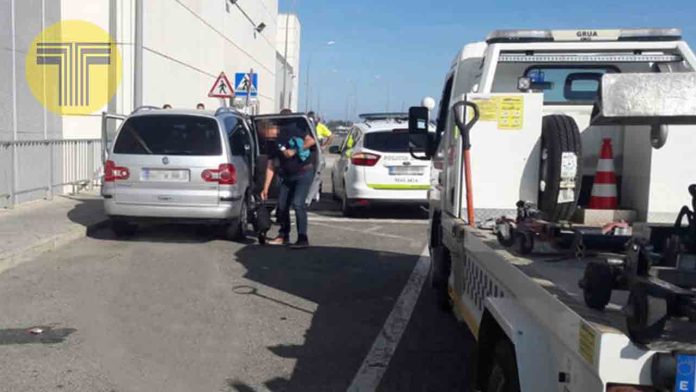 La Policía Local de Málaga inicia una campaña contra los VTC y piratas del taxi