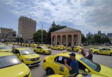 Los conductores de Uber y Bolt comienzan a invadir los carriles taxi en Iași Los conductores de Uber y Bolt comienzan a invadir los carriles taxi en Iași