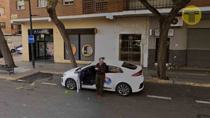 Un taxista de Badajoz es agredido por negarse a llevar a dos hombres borrachos