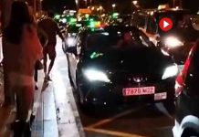 El Primavera Sound activa un amplio dispositivo de movilidad y refuerza las paradas de taxi El Primavera Sound agradece a los taxistas su disponibilidad