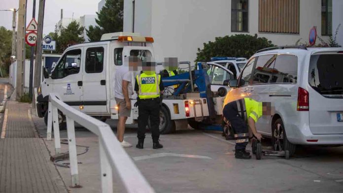 Inmovilizan dos taxis piratas en Ibiza y Santa Eulària