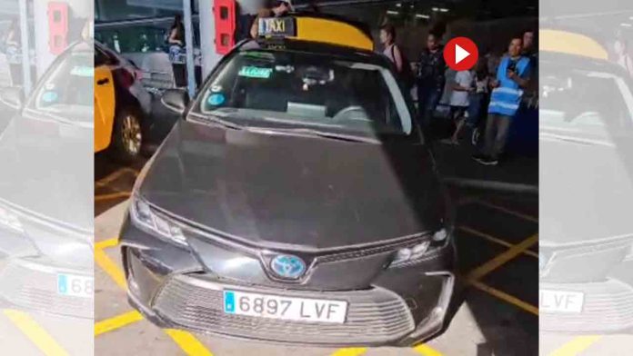 Expulsado un taxista de JOINUP por incumplir la normativa en Barcelona